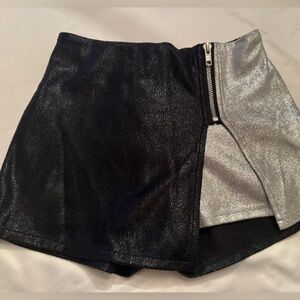 MIA Black and Silver Textured Skirt